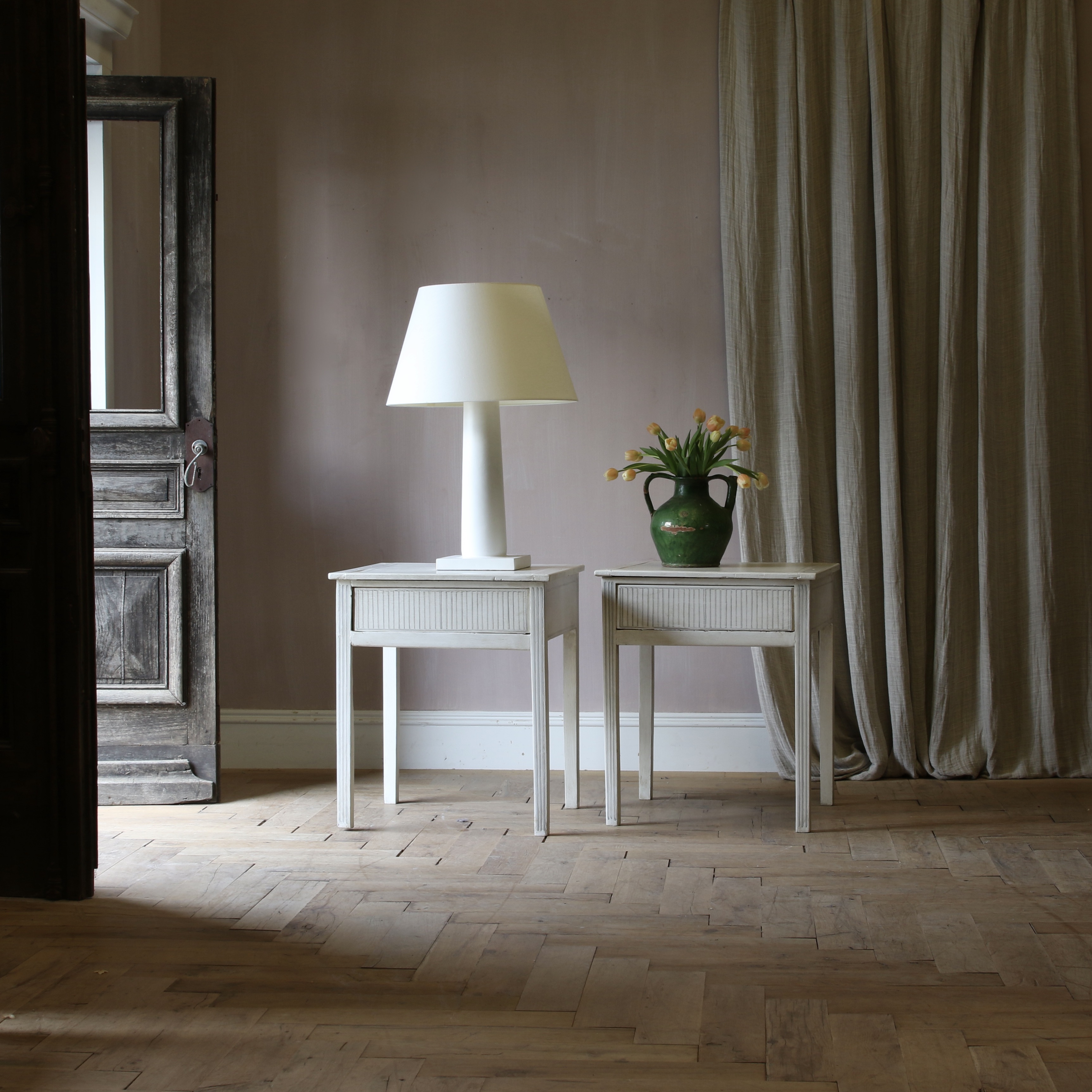 150-53 - Pair of Side Tables